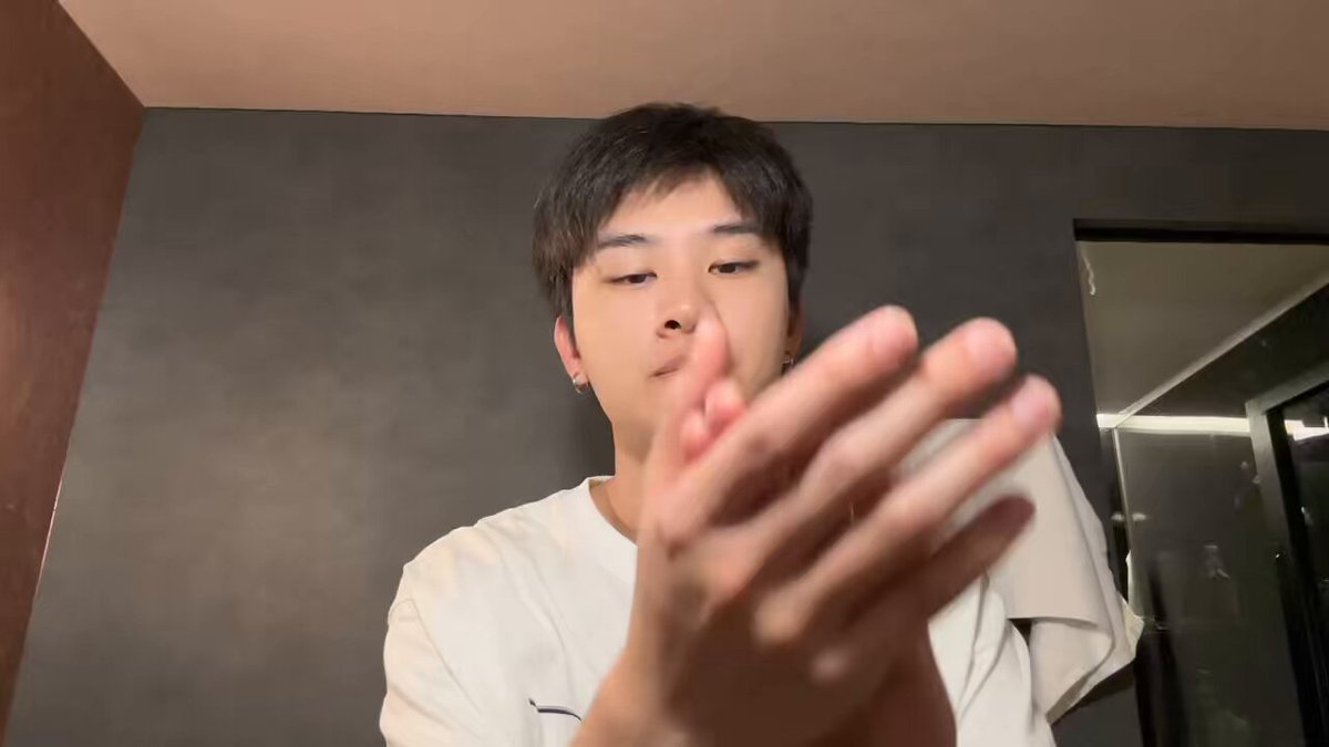 ลงตอนนี้ทันไหมอะน้อน #BUSSINGJAPANEP12 #BUSSINGJAPAN #BUSbecauseofyouishine #THAIchayanon