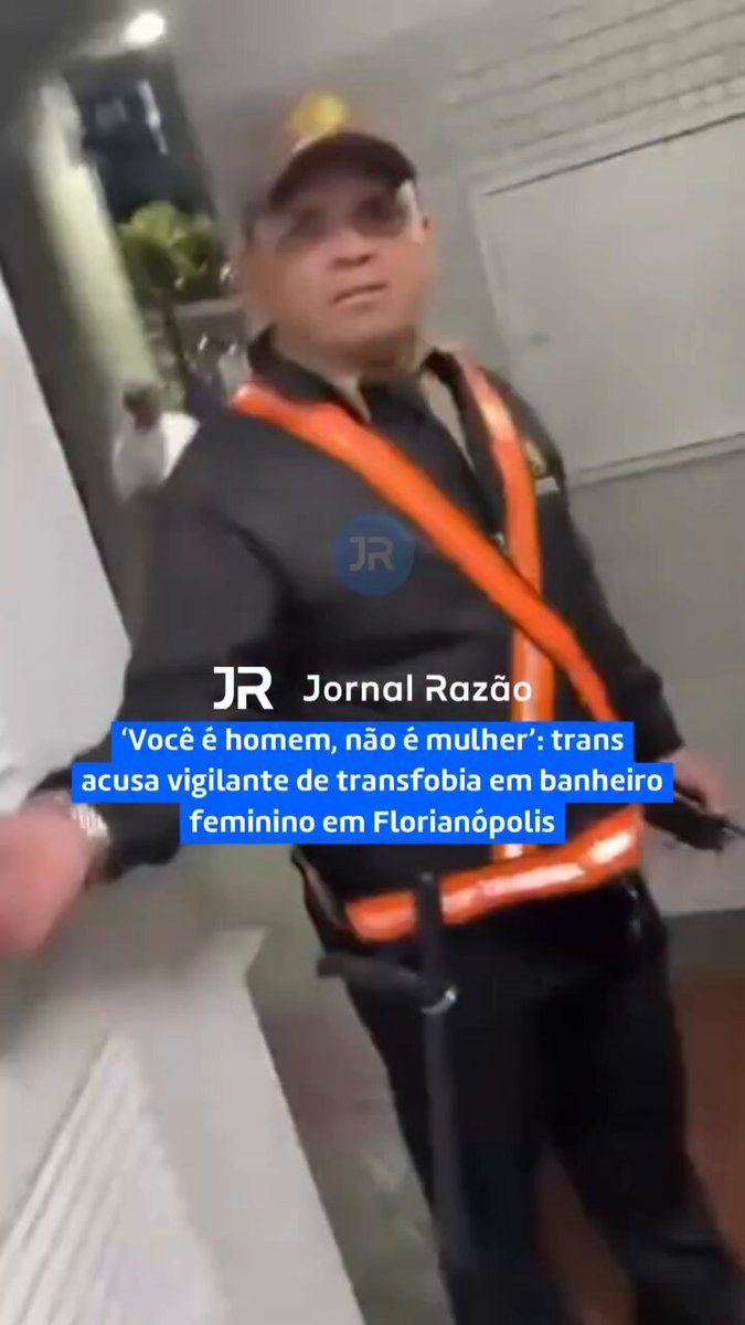 🚨URGENTE - Trans acusa vigilante de “transfobia” em banheiro feminino em Florianópolis, após ele dizer que ele é homem “Você é homem, não é mulher”, disse o vigilante.