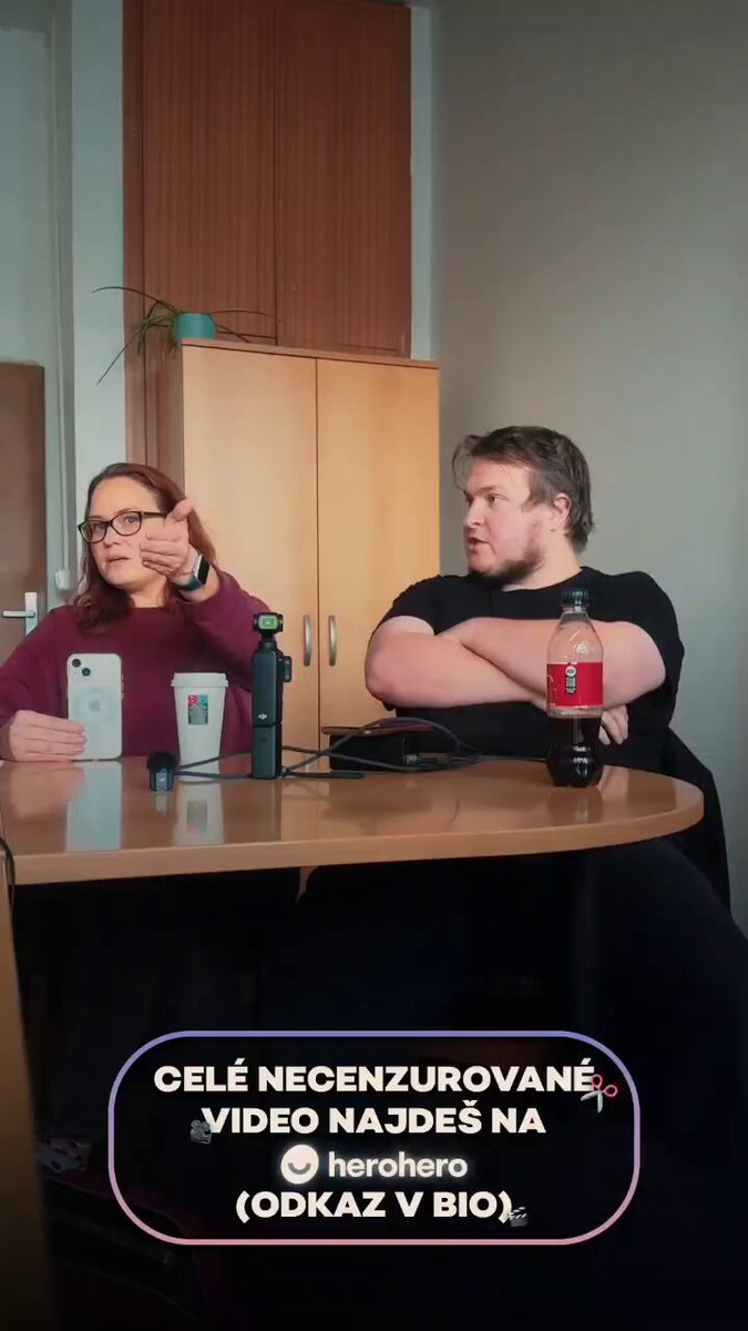 DezoSprávníŘízení se zlodějkou telefonů a dalšíma dezolátama.