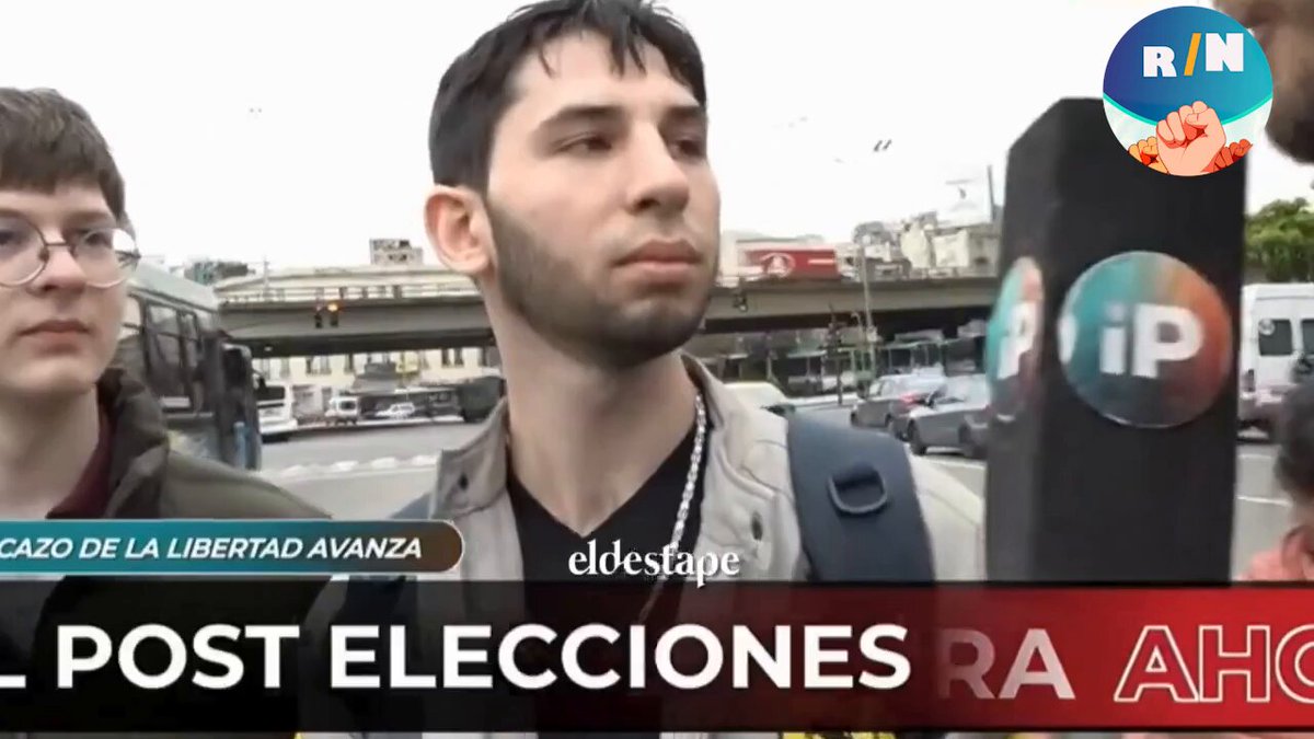 +¿Por qué votaste a Milei? ¿Qué te gusta? -La verdad que no sé 🧑‍🦯 +¿Cómo no sé? -Quiero probar Eh?? Pero flaco, probá con tu ojete, no con el de todo el país 😡☠️⚰️