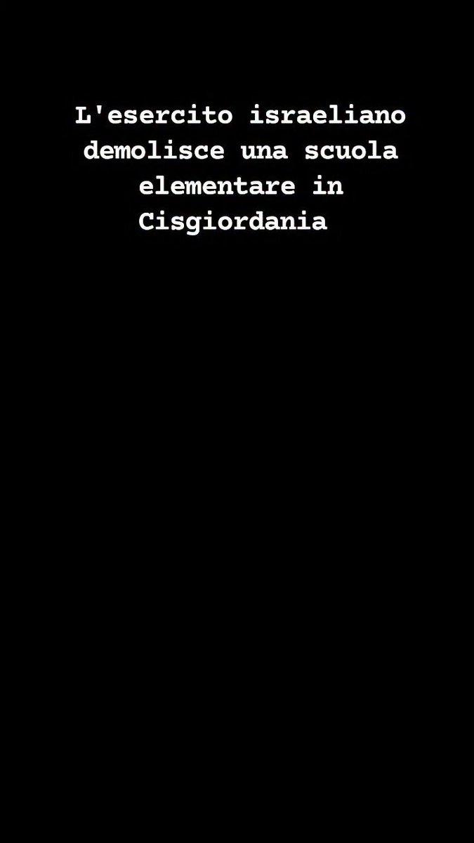 Dopo che hanno distrutto tutte le scuole di Gaza, adesso si dedicano a quelle della Cisgiordania. Questa a Masafer Yatta, il villaggio di No Other Land che non possiamo vedere in Rai per non turbare “il clima di speranza per la pace” come da ordini dall’alto. #IsraelTerrorist