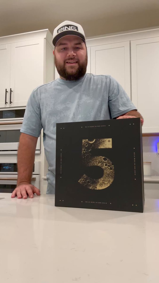 Huge shout out to BNB Chain for the 5 year anniversary gift 🎁 Unboxing video filled with $BNB goodies #BNB #BNBChainTurns5
