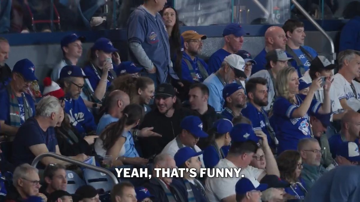 Think you could handle sitting next to Vinnie Pasquantino at a #WorldSeries game? 🤣