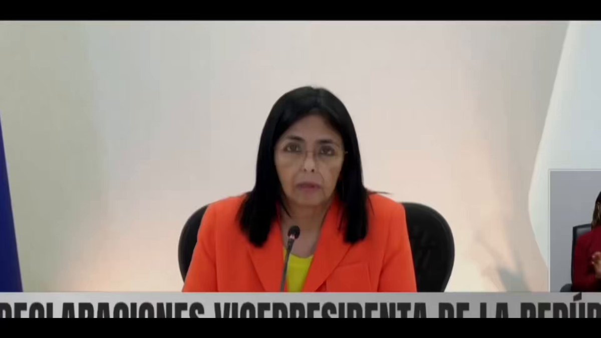 🚨| ÚLTIMA HORA: La Vicepresidente de la narcotirania de Venezuela Delcy Rodríguez, enloquecida confirma la detención de un supuesto “grupo de personas vinculadas a la CIA” que pretendían generar una "provocación de falsa bandera" en Trinidad y Tobago. 🇻🇪🇹🇹🇺🇸