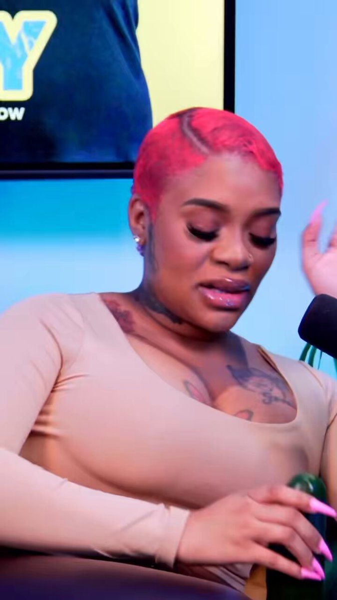 B.K.A Kakey leaves our hosts speechless 😂 #baddie #onlyfans #longtongue #kakey #podcast #comedy
