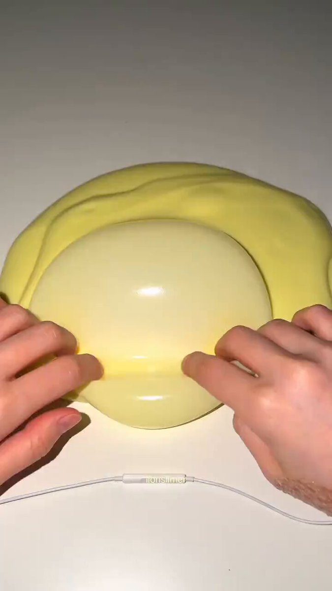 ASMR Dry ice slime so satisfying