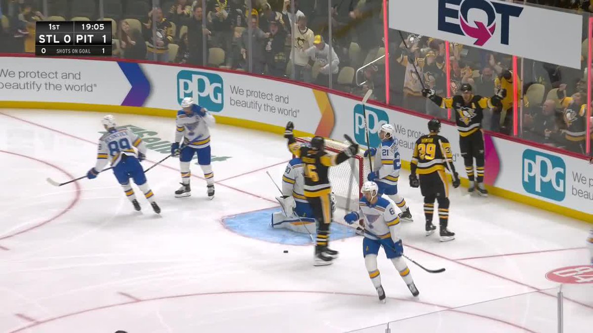 I don’t normally discuss men’s bodies but Malkin is insanely smooth for the kind of frame he has. This guy has been so good for so long. Sometimes I don’t get how people are so good at things
