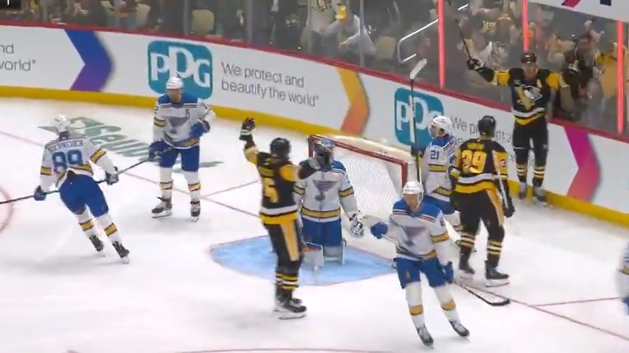 OH MAN(tha) 🤩 The black and gold have two in under a minute!