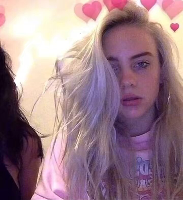 rare aesthetic: becoming a billie eilish stan in 2017 during the wherearetheavocados era