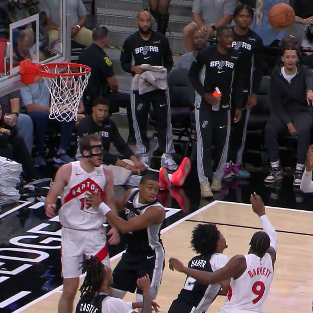 "Victor Wembanyama, showing you absolutely everything." 27-10 opening San Antonio Spurs - x run... they seek 4-0! Watch on NBA League Pass: