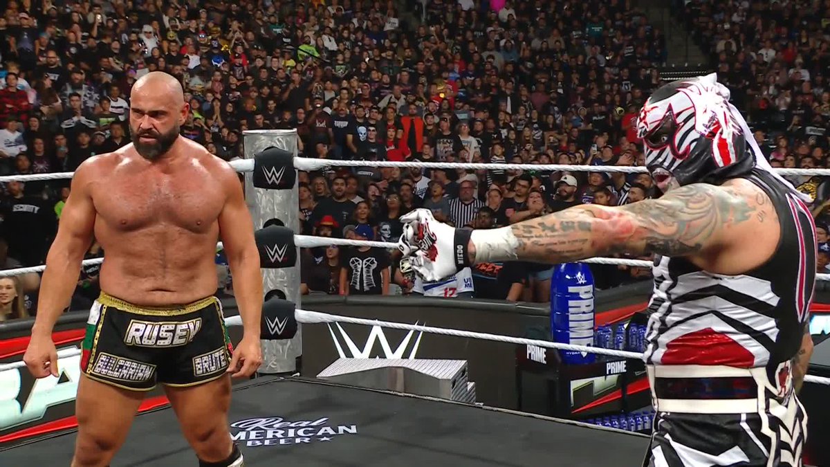 Rayo and Bravo... do you realize who you're dealing with? 👀 Thanks to The Americanos, we DO NOT have a No. 1 Contender for Dom Mysterio's IC Title but they will definitely be paying for that.