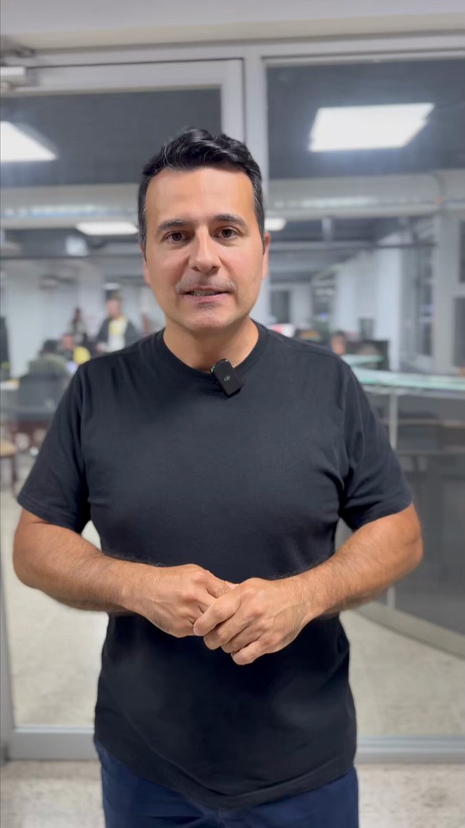 ⚠️ Dos denuncias penales ya pesan contra Randall Zúñiga, director del OIJ. Ambas por los mismos delitos que Central Noticias documentó: presunta violación, violencia sexual y transmisión de enfermedad infectocontagiosa. Audios, videos y documentos verificados muestran un patrón que pone en entredicho la ética en la cúpula de la policía judicial. 💥 “Las dos caras del OIJ” — una historia de poder, sexo y secretos. 📅 Martes 28, miércoles 29 y jueves 30 de octubre · 8:00 p.m. 📺 Central Noticias Estelar – OPA Canal 38 #CentralNoticias #CentralInvestiga #LasDosCarasDelOIJ #RandallZúñiga