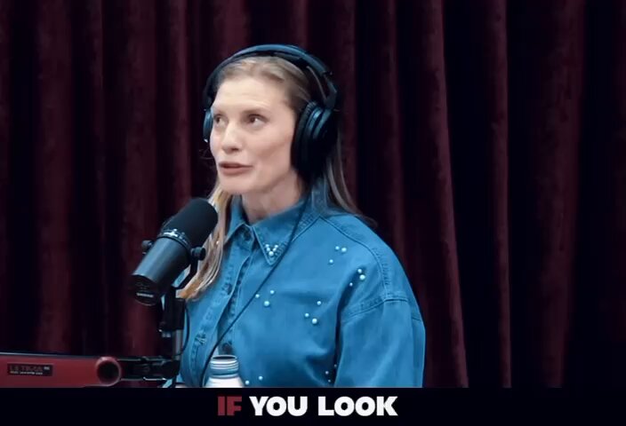 🚨🇺🇸 JOE ROGAN: EVEN ELON SAYS GROK IS ADVANCING FASTER THAN THEY CAN UNDERSTAND "I was talking to Elon about this a few months ago. We were talking about the advances Grok is making. He said, ‘You don’t understand, it’s happening so fast it’s shocking us — the people making it aren’t even exactly sure what it’s doing.’” Source: Joe Rogan