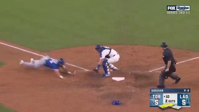 To the bottom of the 10th we go! #WorldSeries