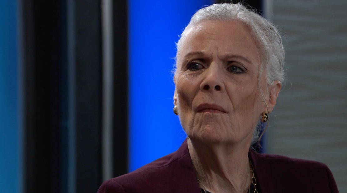 "You need to stop playing her game and start playing your game." #GH