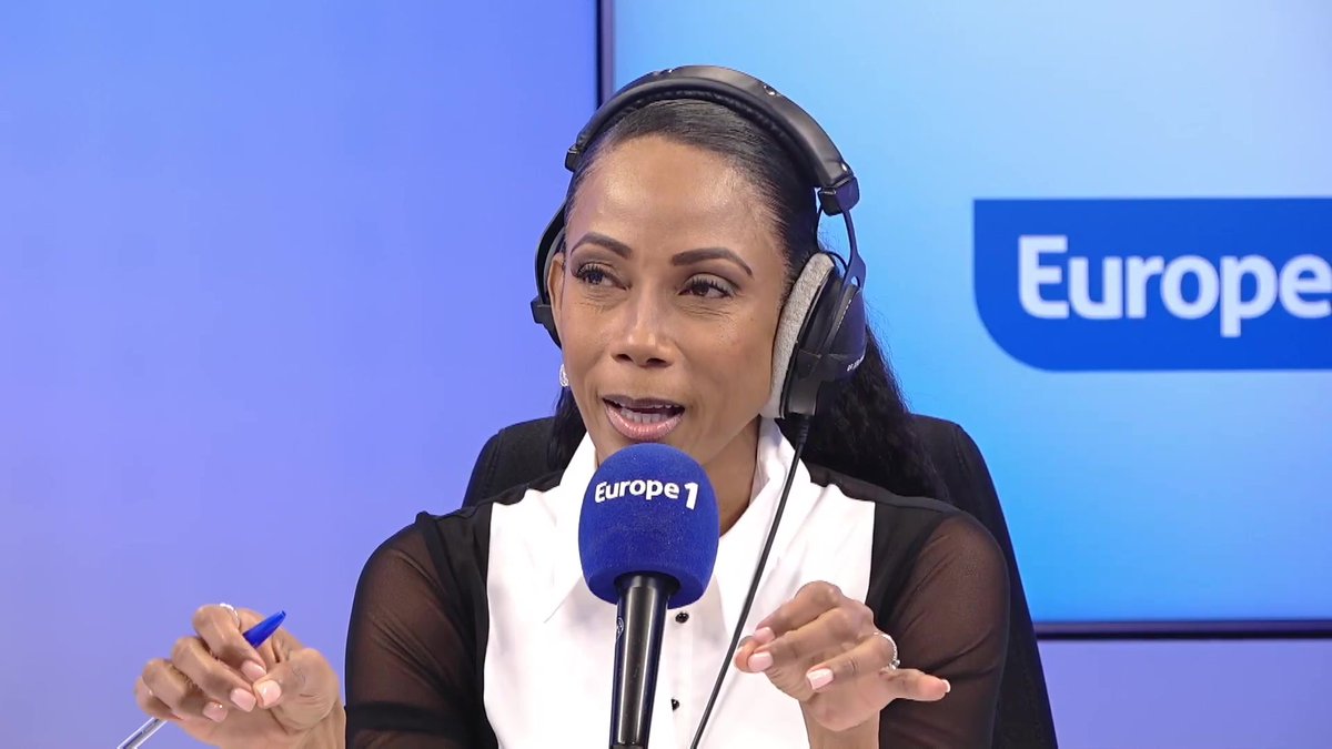 "Pendant une distribution de cadeau pour association, j'ai vu des policiers se faire insulter à l'hôpital Necker, j'avais mal au ventre de voir les insultes qu'ils prenaient" raconte Christine KELLY #ChristineKellyEtVous #Europe1