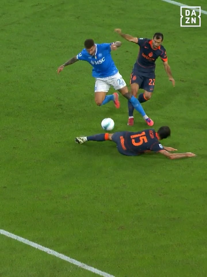 È arrivato il momento che stavate aspettando: Open VAR è ora su #DAZN 👀 E Gianluca Rocchi parla di #NapoliInter