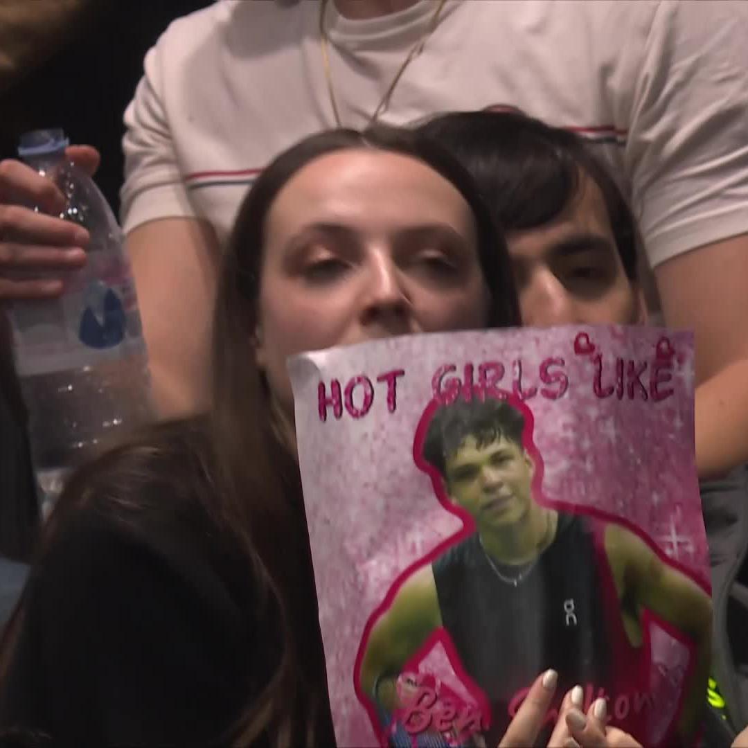'I'm sure it's a wider fan base than that' 😆 cc: Ben Shelton #RolexParisMasters