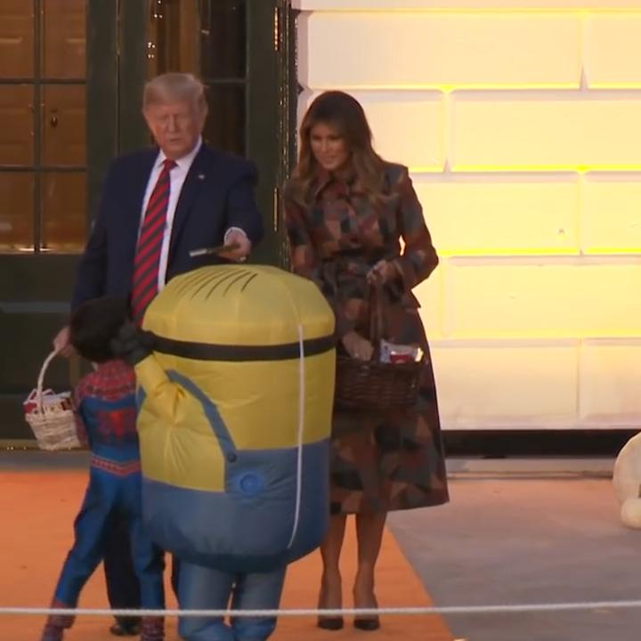 Remember the time President Trump &amp; the First Lady placed candy bars on top of a kid's costume? 😂