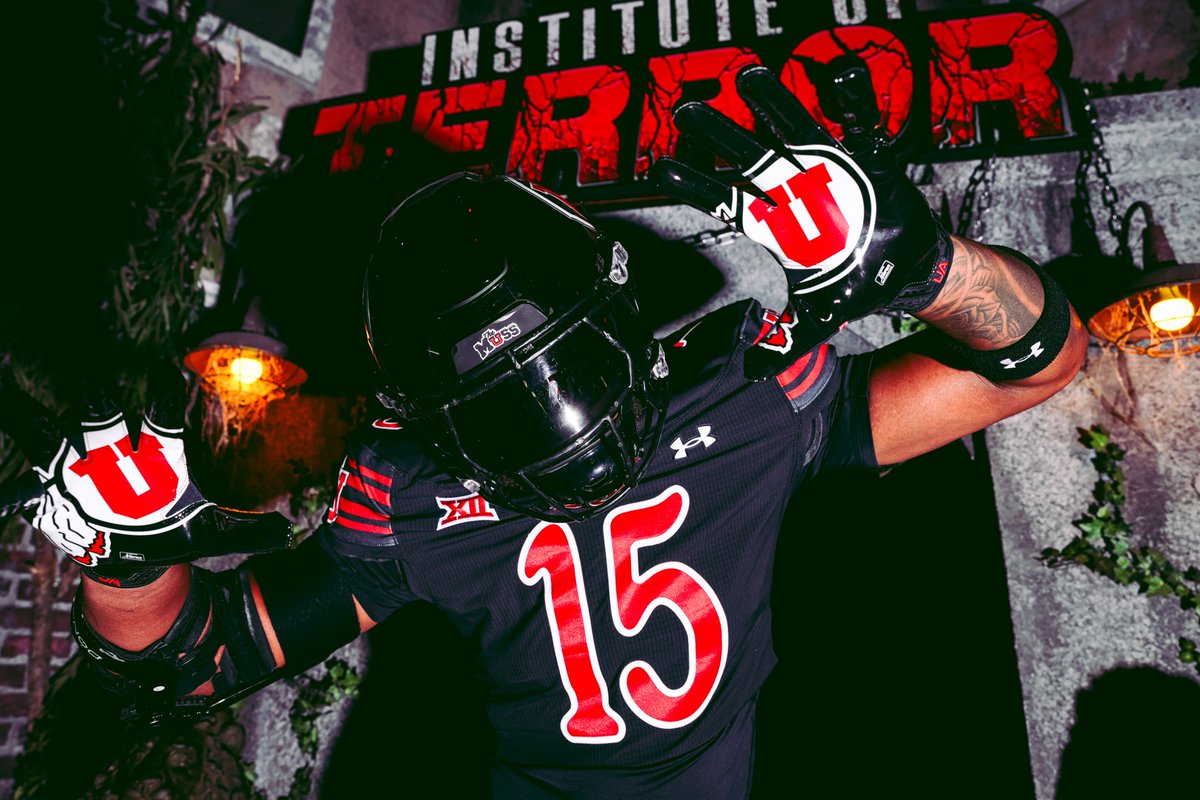 𝐆𝐚𝐦𝐞 𝟗 𝐔𝐧𝐢𝐟𝐨𝐫𝐦𝐬 ⚫️⚫️⚫️ #GoUtes | SeatGeek