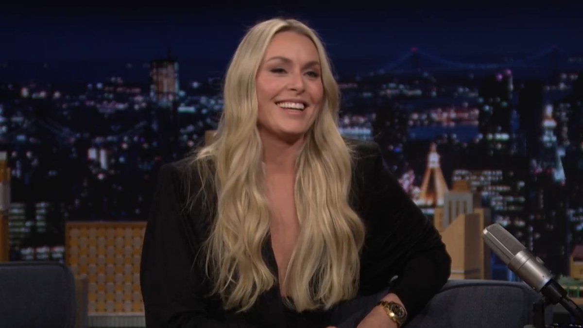 .lindsey vonn was so nervous to tell her dad she was returning to the NBC Olympics & Paralympics, so she emailed it to him instead 🤣 #FallonTonight