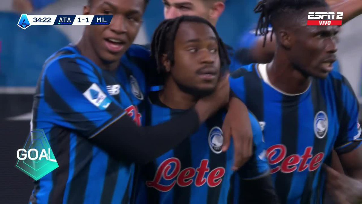 ¡LO EMPATÓ ATALANTA CON UN GOLAZO! Lookman le rompió el arco a Maignan y puso el 1-1 ante Milan. 📺 Mirá la #SerieA por #DisneyPlus Plan Premium