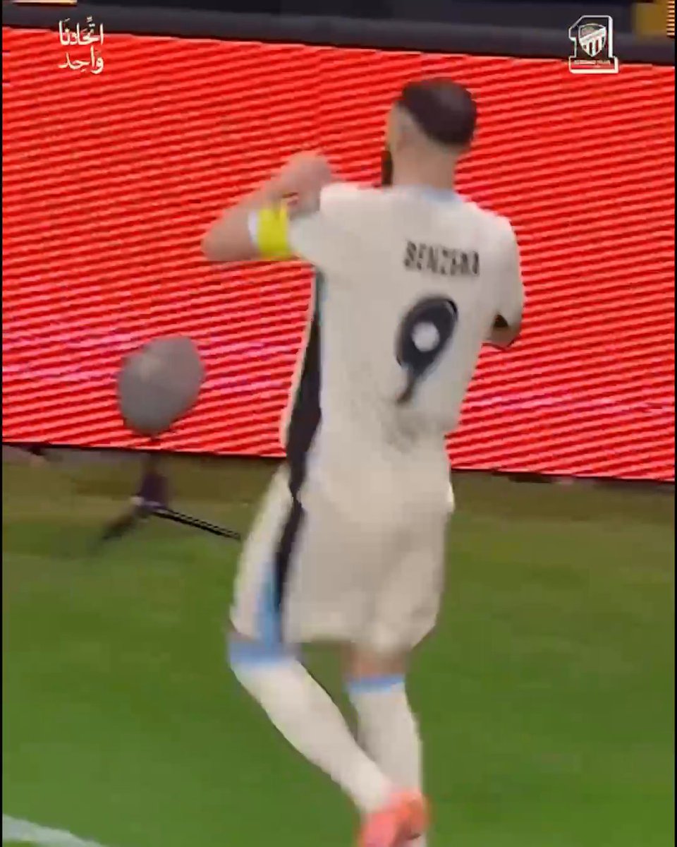 Así fue el gol de Karim Benzema frente al Al Nassr en la Kings Cup ⚽️👏. 🎥: نادي الاتحاد السعودي