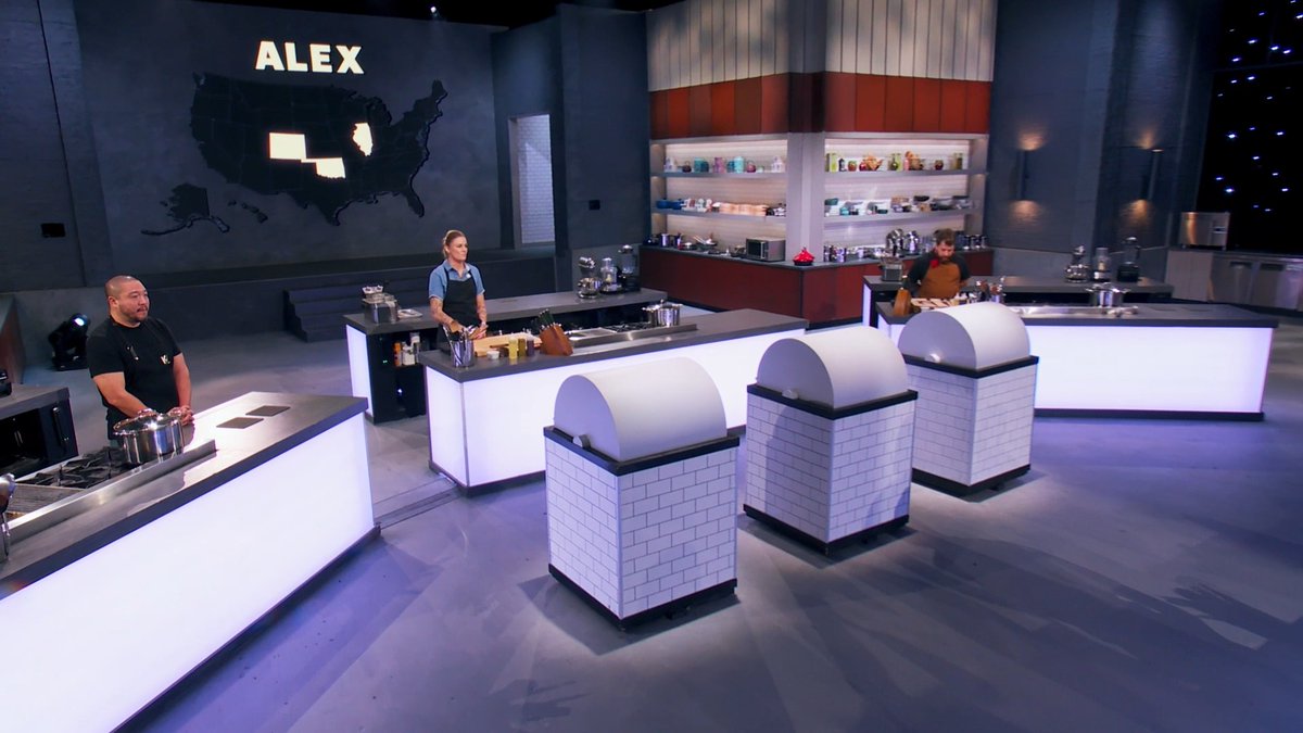 The ultimate rematch is here! Host Eric Adjepong brings back three chefs who have beaten alex guarnaschelli before. Can Alex defend her crown or is this her biggest nightmare yet? Don’t miss an all new episode of #AlexVsAmerica tonight at 9|8c.