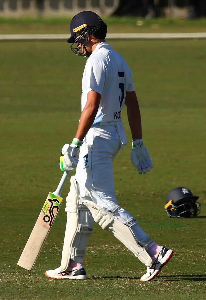 Sam Konstas was dismissed early after leaving one on middle stump 👀 #SheffieldShield