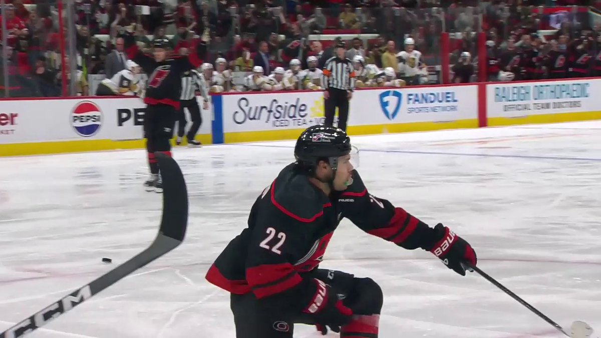 STANKOVEN 🎯 He gives the Carolina Hurricanes the lead here in the third period! 📺: Frozen Frenzy Whiparound coverage on ESPN+