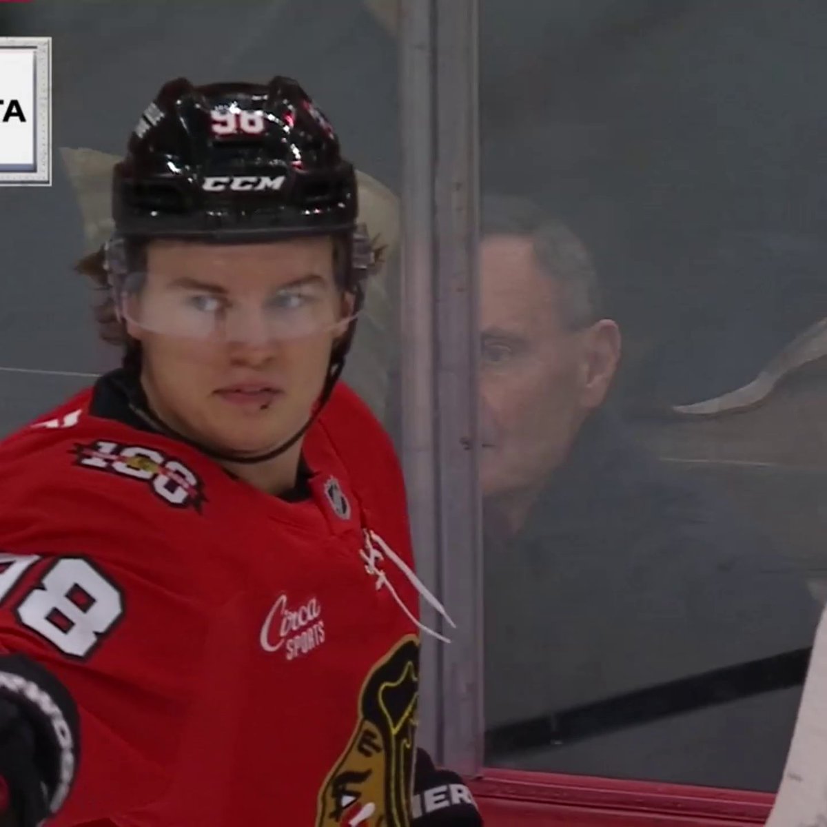 What a RIPPER from Bedard ☄️ The Blackhawks are buzzin' 🐝