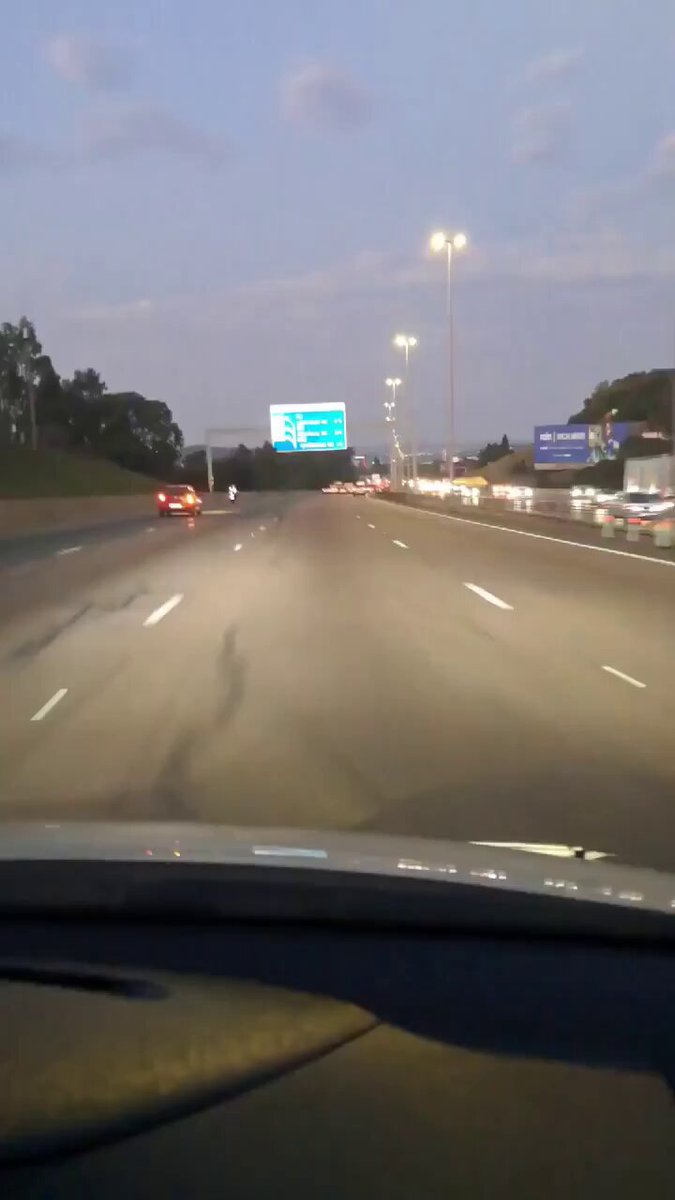 WATCH | A South Africa–Zimbabwe cross-border bus, Swiss Express, was recorded speeding at over 120 km/h on the N1 highway towards Pretoria, overtaking another vehicle as if it were standing still.