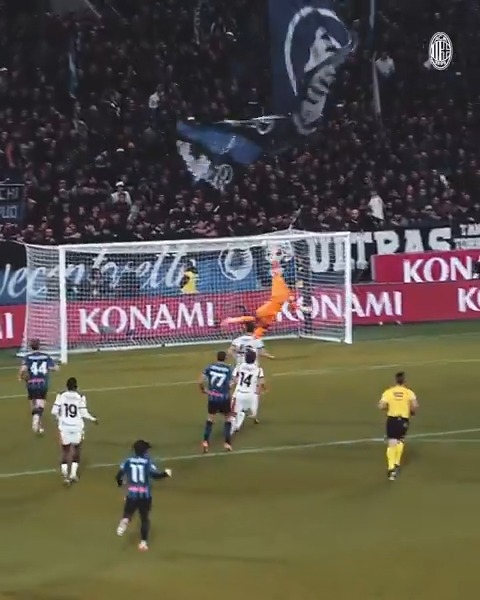 When it matters, he’s there 🧤🪄
