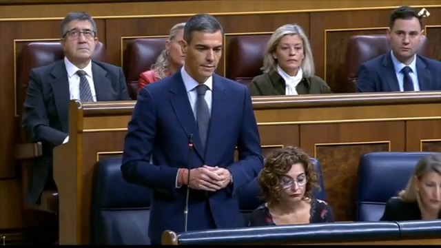 #EnDirecto | Feijóo pregunta a Sánchez si dirá la verdad mañana en la comisión de investigación del Senado. Este responde: "Hoy no es el día. Hoy es el día de las víctimas de la dana, un día para la empatía y el recuerdo. Ya tendremos ocasión de hablar de estas cuestiones"
