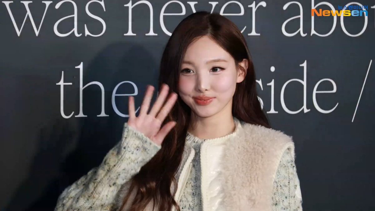 NAYEON looks gorgeous at the Moncler event.