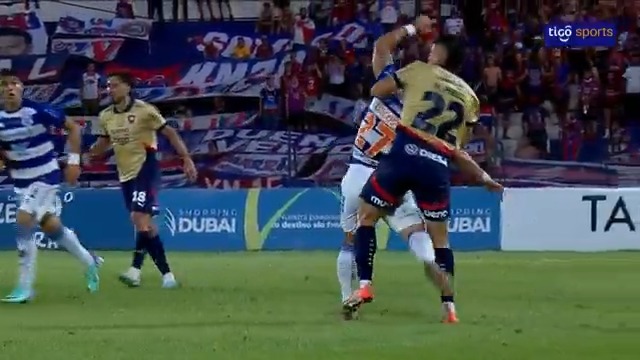 🤔¿VIVEZA HECHA VIRTUD? 🌶️Es temperamental, busca el roce físico, habla en la cancha y saca de sus casillas a los oponentes. Ese es Matías Pérez. 🔥El zaguero de Cerro Porteño impone viveza y logra que sus rivales reaccionen y sean expulsados, algo que ya ocurrió tres veces.
