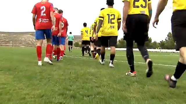 Del barro al césped. 🍾 Fútbol champagne en Las Tejerías. #ElDíaDespués