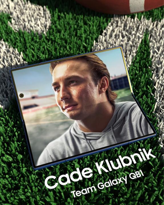 The newest member of #TeamGalaxy is All-American quarterback Cade Klubnik. We’re excited to see how he unfolds big things on his new #GalaxyZFold7 to train for game days. 🏈🏟️ Switch now: #GalaxyAI