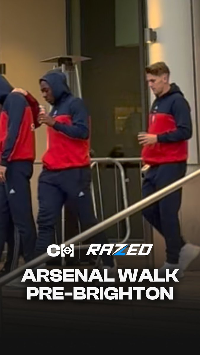 🚨 Arsenal take their pre-match team walk. Youngsters Max Dowman, Andre Harriman-Annous and Louie Copley amongst those spotted.
