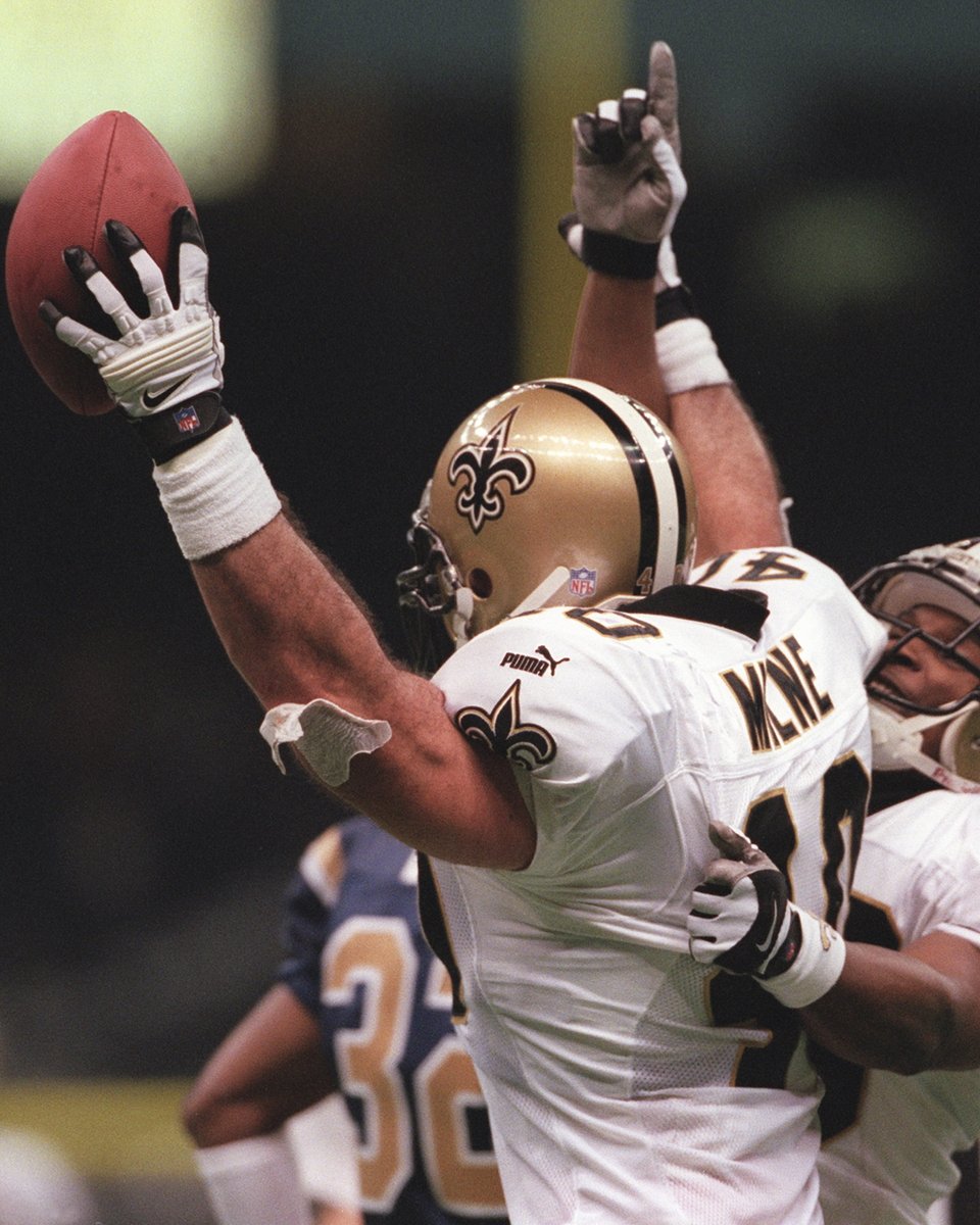 2000 Wild Card Round, Saints v. Rams: "HAKIM DROPS THE BALL." 📺 #NOvsLAR Sunday at 3:05 on FOX