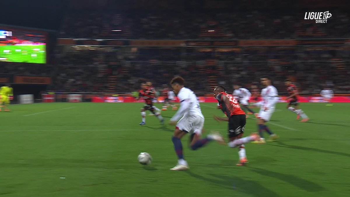 🚨🚨 DÉSIRÉ DOUÉ 🇫🇷 VIENT DE SORTIR SUR CIVIÈRE. 🤕 🎥 L1+