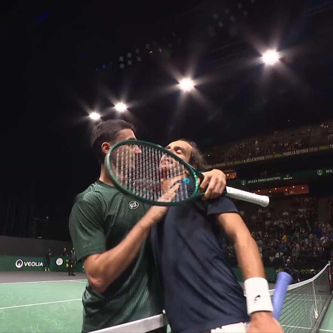 Con la derrota de Musetti se abren las opciones para las ATP Finals. -Si Auger-Aliassime llega a la final o gana el torneo, pasaría a Musetti y se mete 8vo. -Si Medvedev gana el título y Aliassime no hace final, clasifica Daniil como 8vo.