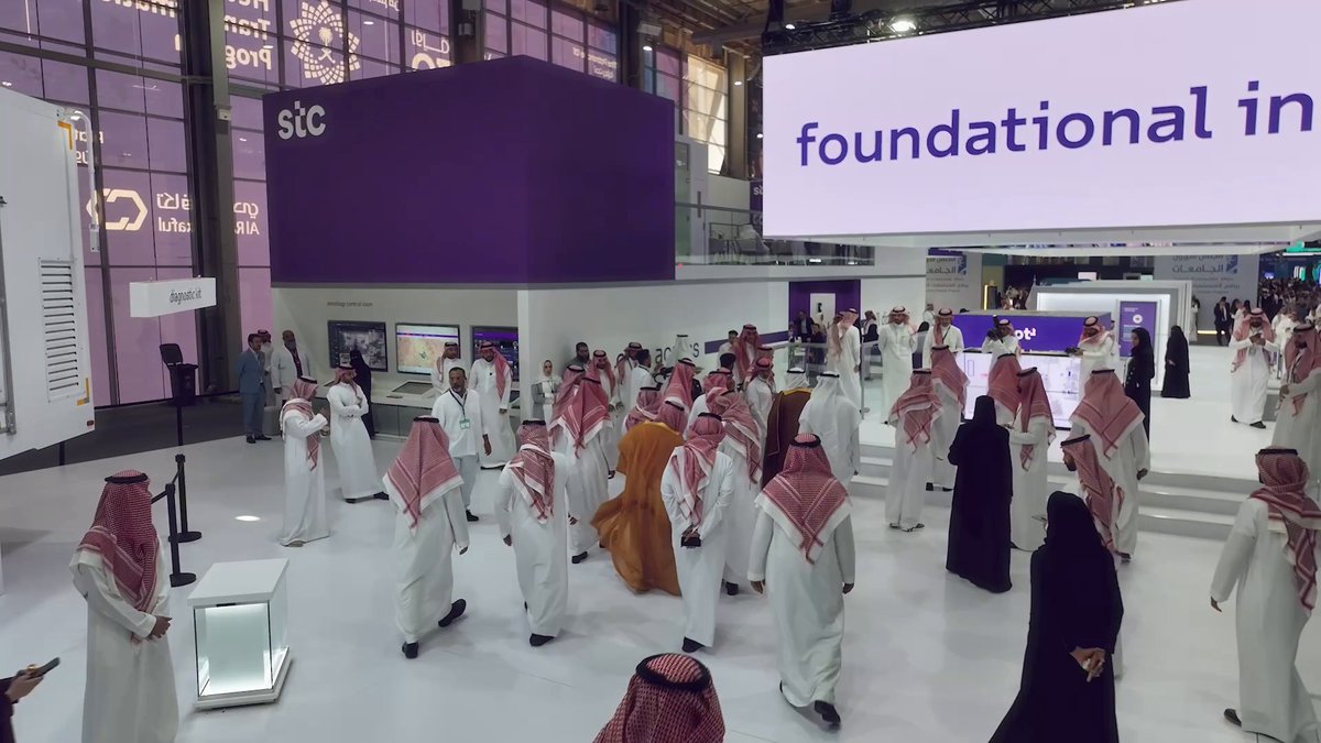في اليوم الثالث من #ملتقى_الصحة_العالمي2025، نواصل استعراض أحدث الحلول الرقمية في جناحنا، والتي تساهم في تمكين التحول الرقمي في قطاع الرعاية الصحية في المملكة. #GHE25