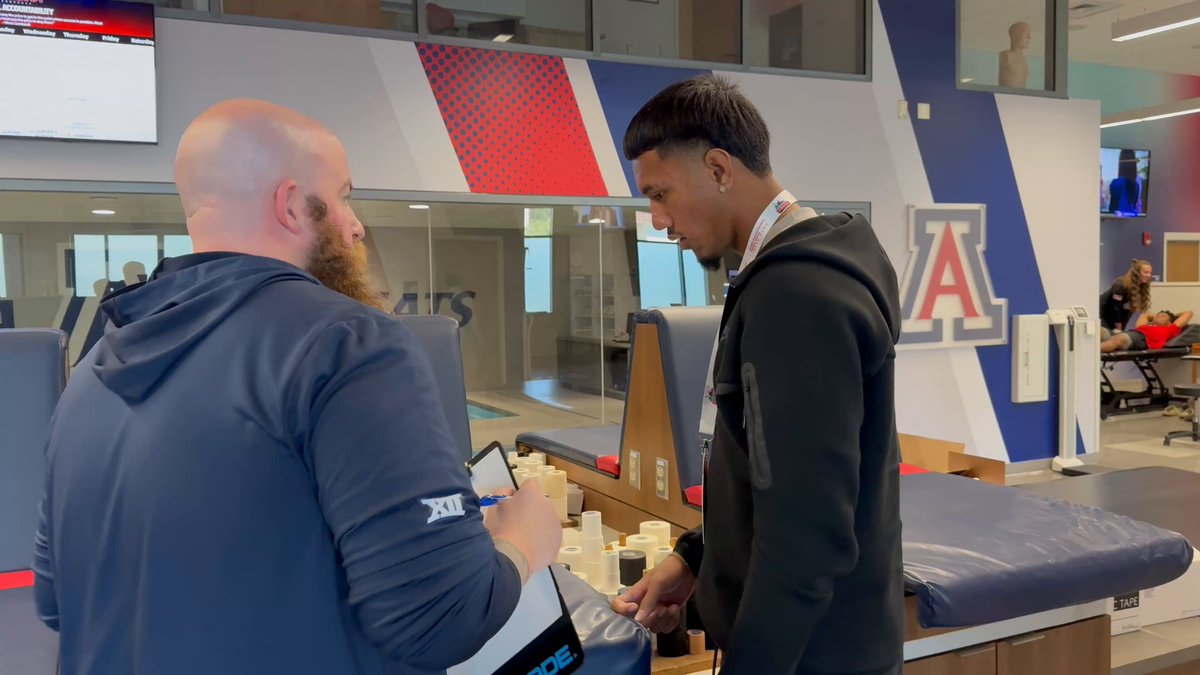 Y’all better get ready for KUIKA MOA’ALI’I one of my young stud 9th graders who was ranked as the top 8th grader last year. When your 6’4” 210 last year as an 8th grader, his a ability to get open and his sticky hands, you can only imagine why we chose Bosco, his cousin is Koa the top QB in the country and the development, no one does it better than my Coach Negro. I want Kuika Moa’ali’i to experience what it is to win a CIF STATE & NATIONAL CHAMPIONSHIP. My kids DJ and Matayo all together have 4 CIF and STATE Titles and 3 NATIONAL Titles. Matayo’s ROSE 🌹 BOWL was the best location, but DJ’s come back from 28-5 to MD and win 39-34 now that’s the best high school game ever!!!