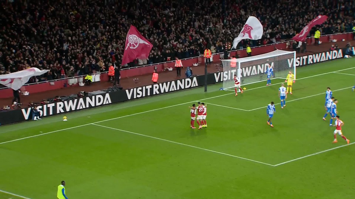 That pass from Merino 😍 Ethan Nwaneri gives the Gunners the lead!
