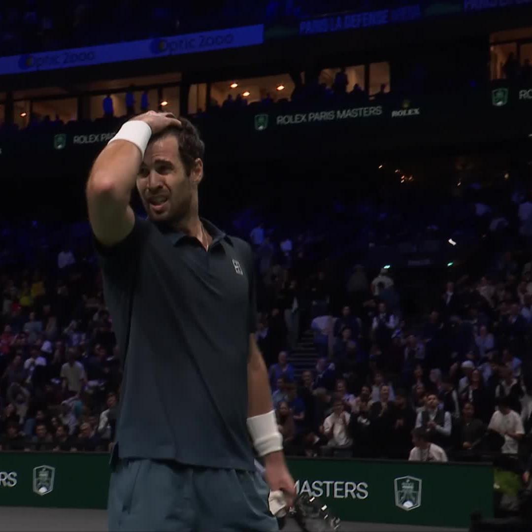 Tremendo partidazo para cerrar la noche en París. Fonseca, en su primera vez en el torneo, demostrando de lo que será capaz de hacer en esta superficie. Khachanov tirando de experiencia y saber hacer. Lo he disfrutado.