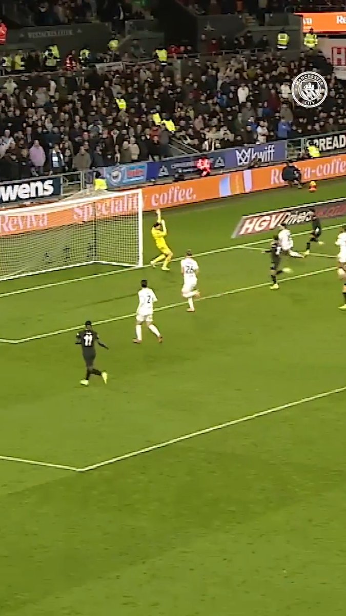 An unstoppable strike! ๐ Omar Marmoush ๐ฅ