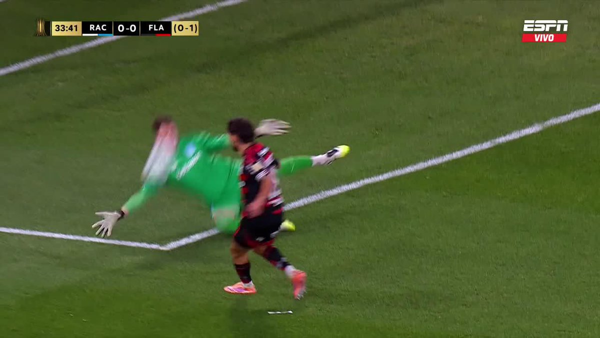 🤯🧤 CAMBESES SACÓ CON LA CARA (!) EL REMATE DE DE ARRASCAETA.