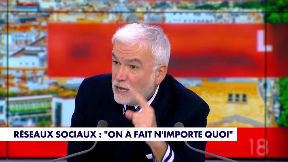 Emmanuel Macron : "Il y a chez lui une volonté du petit dictateur, il est incapable d'écouter et de penser contre lui-même" déclare Pascal Praud #HDPros #Europe1