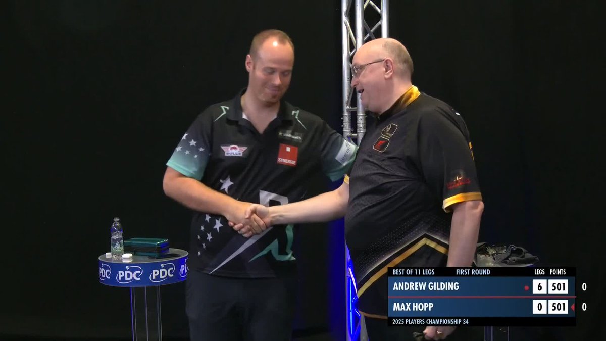 GILDING POWERS THROUGH! Max Hopp will have the dreaded wait to see if he will make it to Minehead! Andrew Gilding stops The Maximiser in Round One of #PC34, as Goldfinger whitewashes the German 6-0! 📺 #PC34